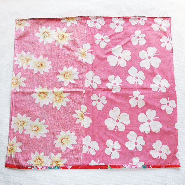 画像4: 花束柄の赤いレトロクロス