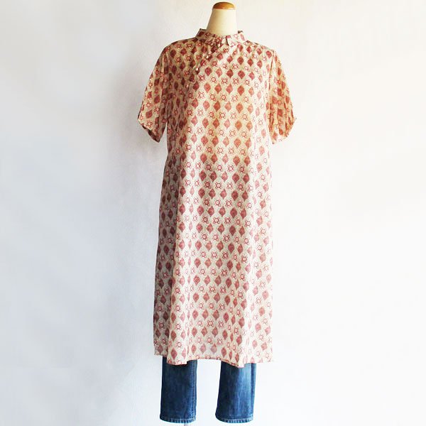 画像4: くるみボタンチャイナ半袖ワンピース