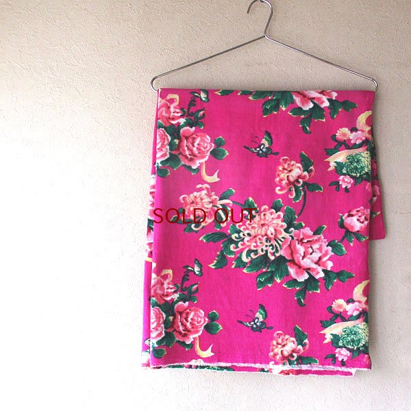 画像1: 花と蝶のコーデュロイ生地