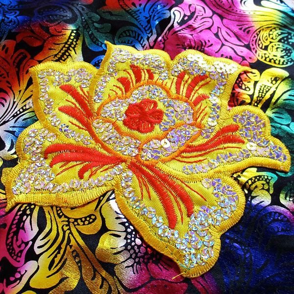 画像9: スパンコール飾りチャイナセットアップ (9)